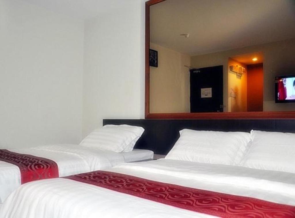 Goldenhill Hotel Kota Kinabalu Quarto foto