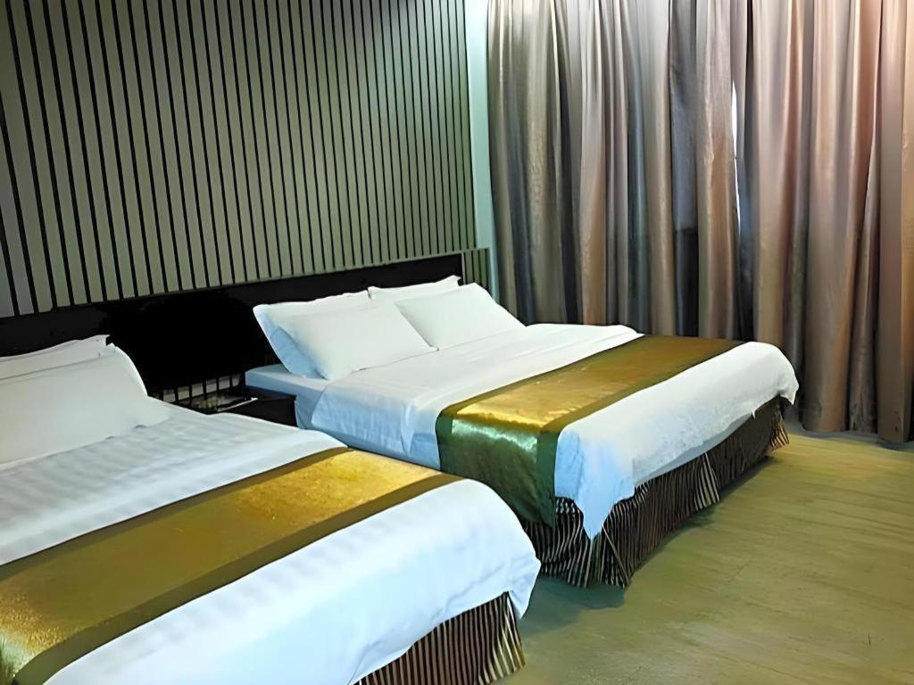 Goldenhill Hotel Kota Kinabalu Exterior foto